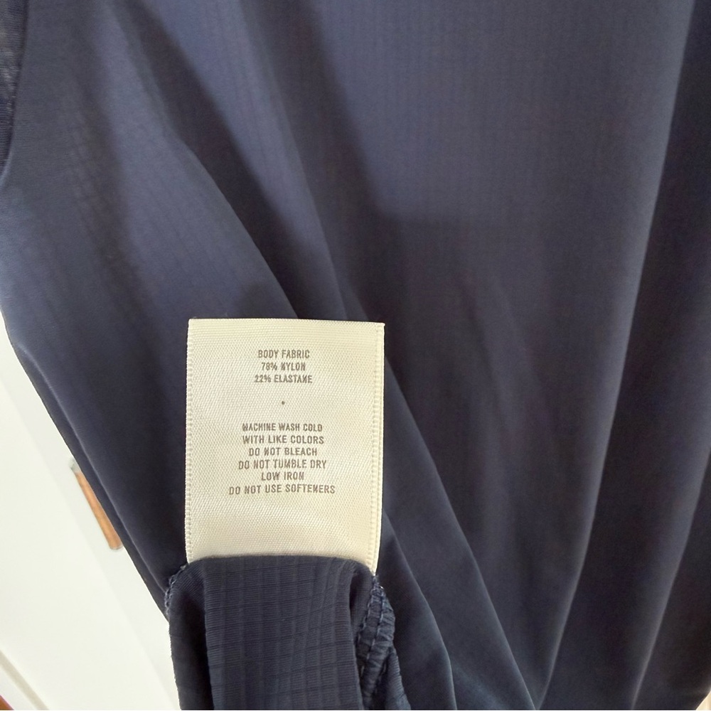 New - Tracksmith Strata Tank in Navy, Size S - Picture 6 of 7